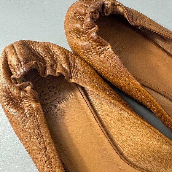 Tory Burch British Tan Leather Reva Flats Tumbled Leather Logo - Picture 11 of 13